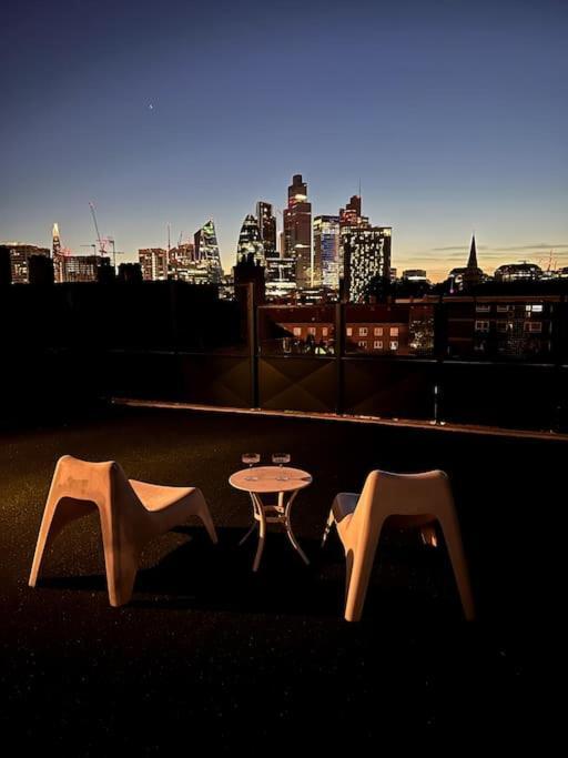 Luxury Artistic 2 Bedroom W/Balcony-Great Location Central London Kültér fotó